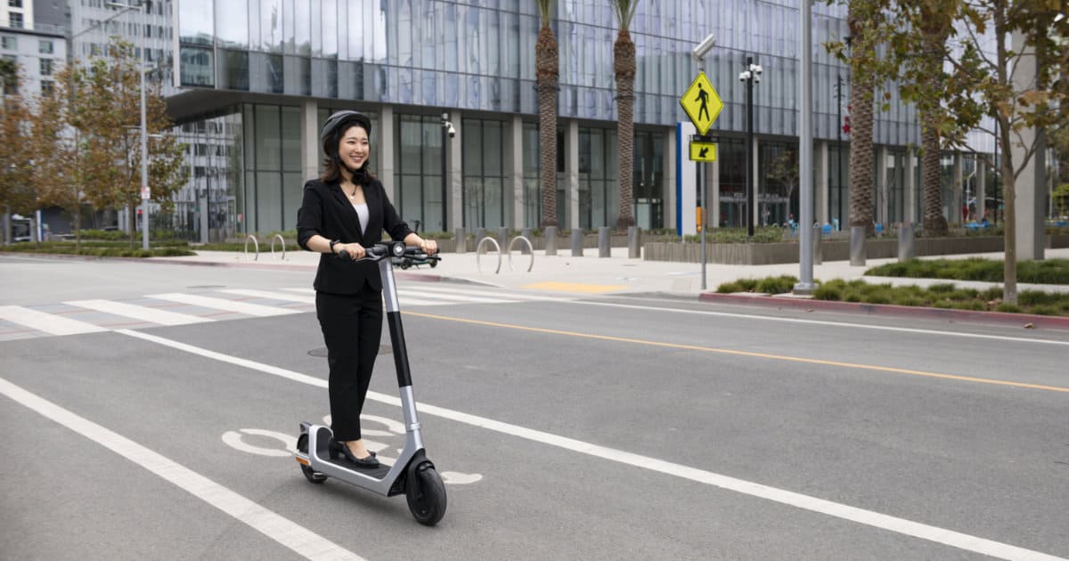 Electric Scooters: A Beginner's Guide 10 Electric Scooter Traffic Laws