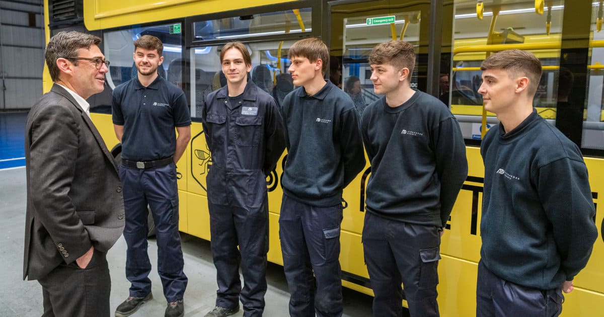 BYD-Alexander Dennis Delivers First Electric Bee Network Buses to Manchester 3 Alexander Dennis Electric Bee Network Buses Apprentices