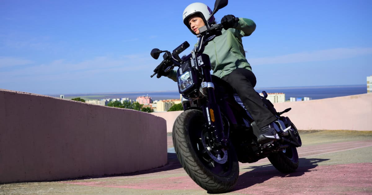 BMW CE 02 Light Electric Motorcycle Launched, So Rad 4 2023 BMW CE 02 Electric Motorcycle Driving