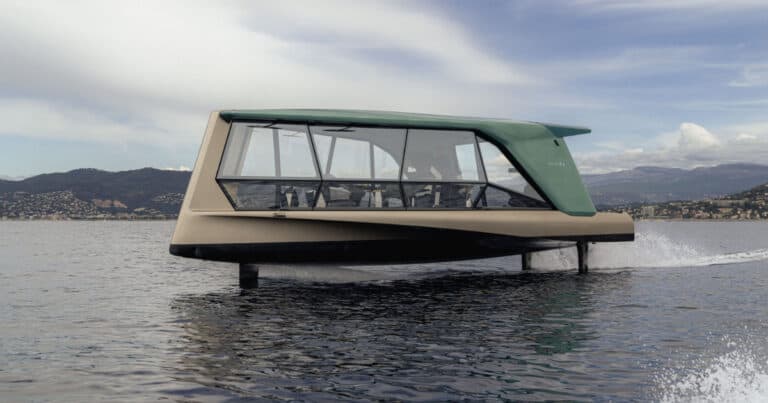 BMW-Tyde THE ICON Electric Boat