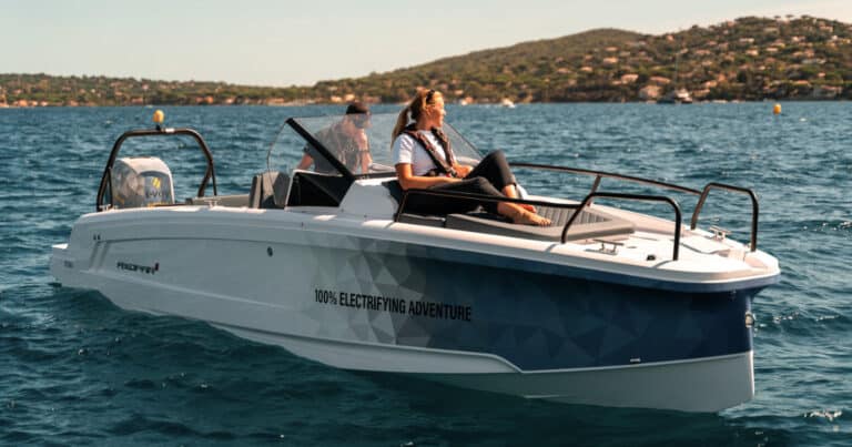 Evoy Electric Boat