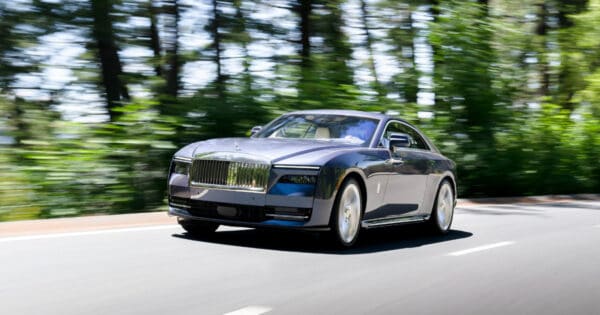 Rolls-Royce Spectre: The Embodiment of Luxury, Elegance, and ...